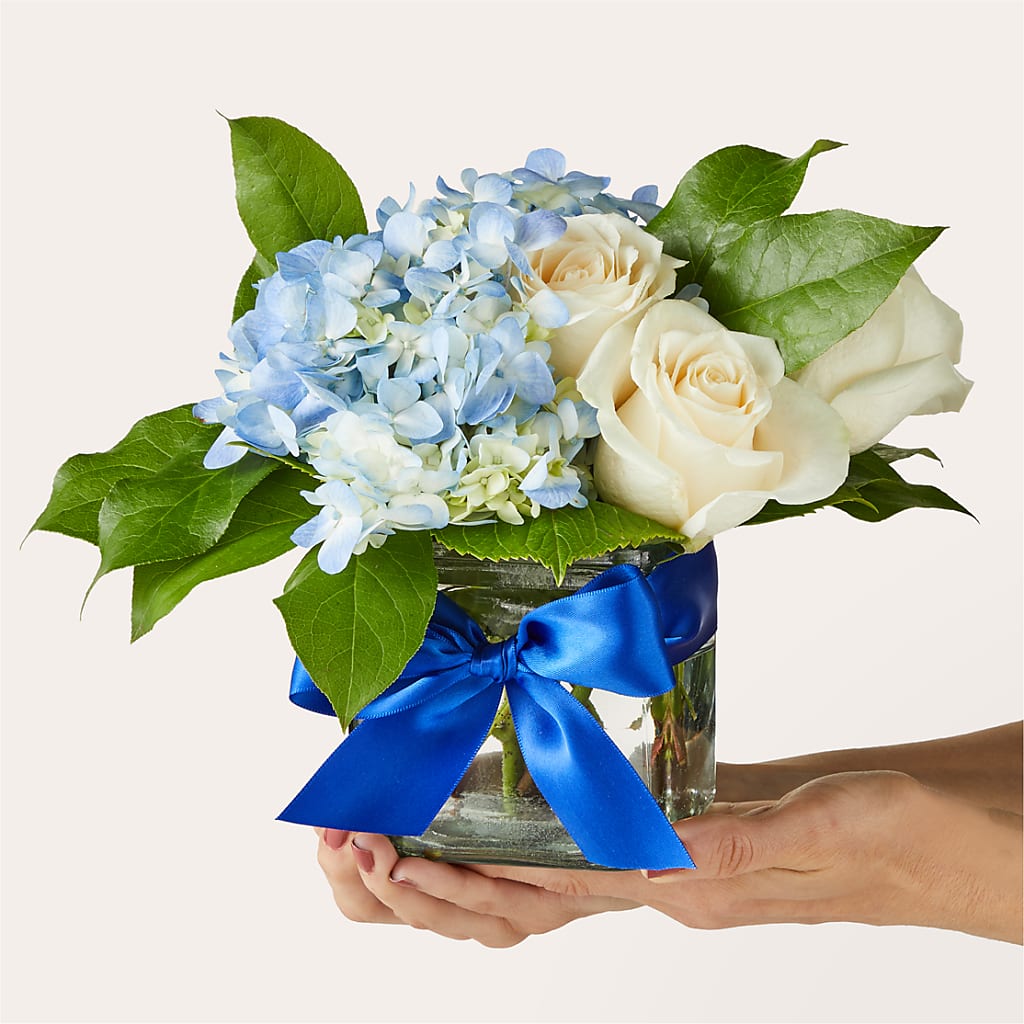 Sky Blue Delight Bouquet – Nicholasville Florist, Nicholasville KY