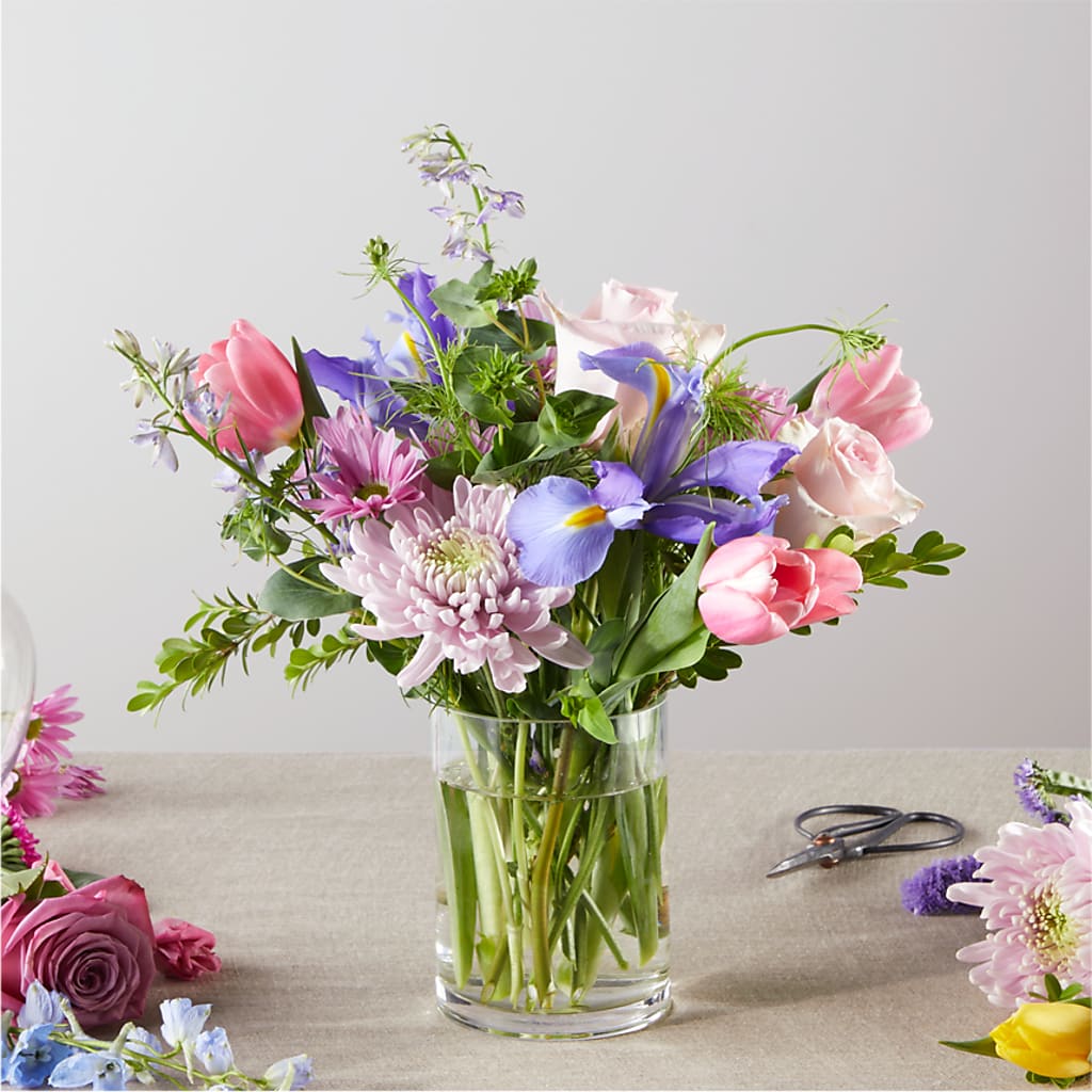 Pastel Tradition - A Florist Original – Nicholasville Florist, Nicholasville KY