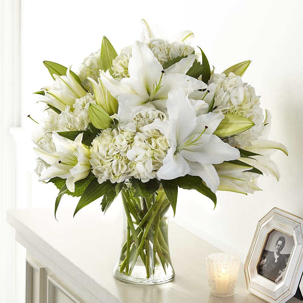 Compassionate Lily Bouquet – Nicholasville Florist, Nicholasville KY
