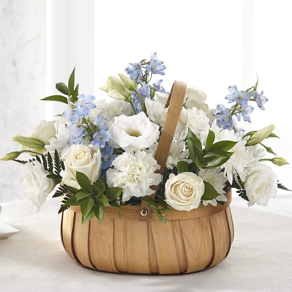 Sincerely Heartfelt Basket – Nicholasville Florist, Nicholasville KY