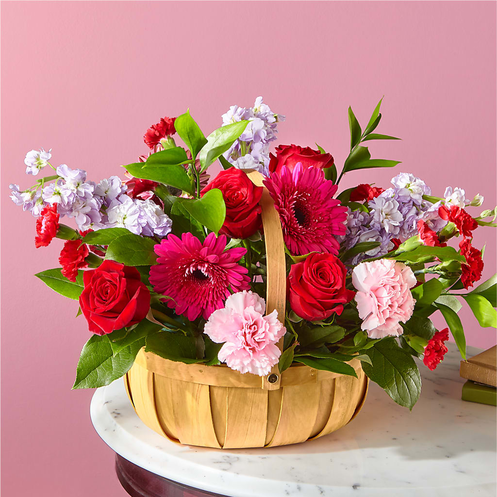 Pink Picnic Basket – Nicholasville Florist, Nicholasville KY