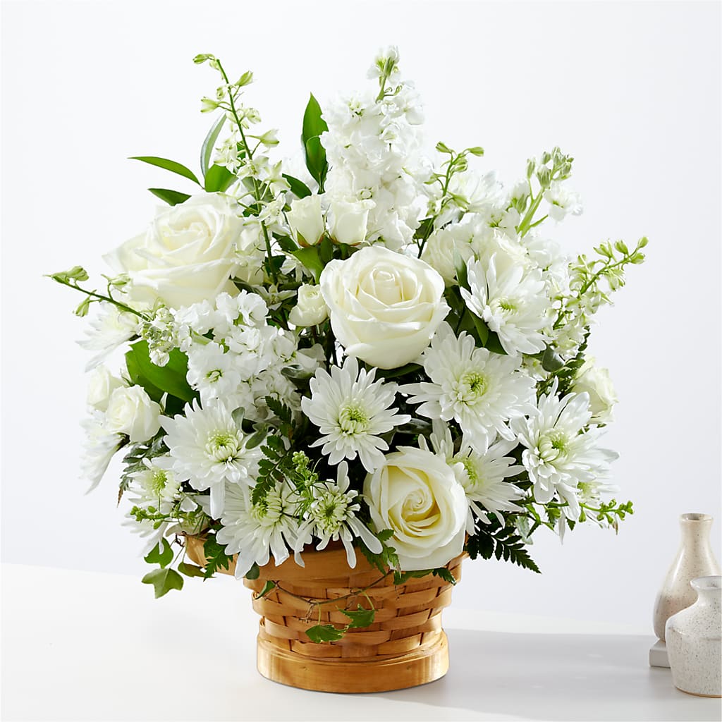 Heartfelt Condolences Arrangement – Nicholasville Florist, Nicholasville KY