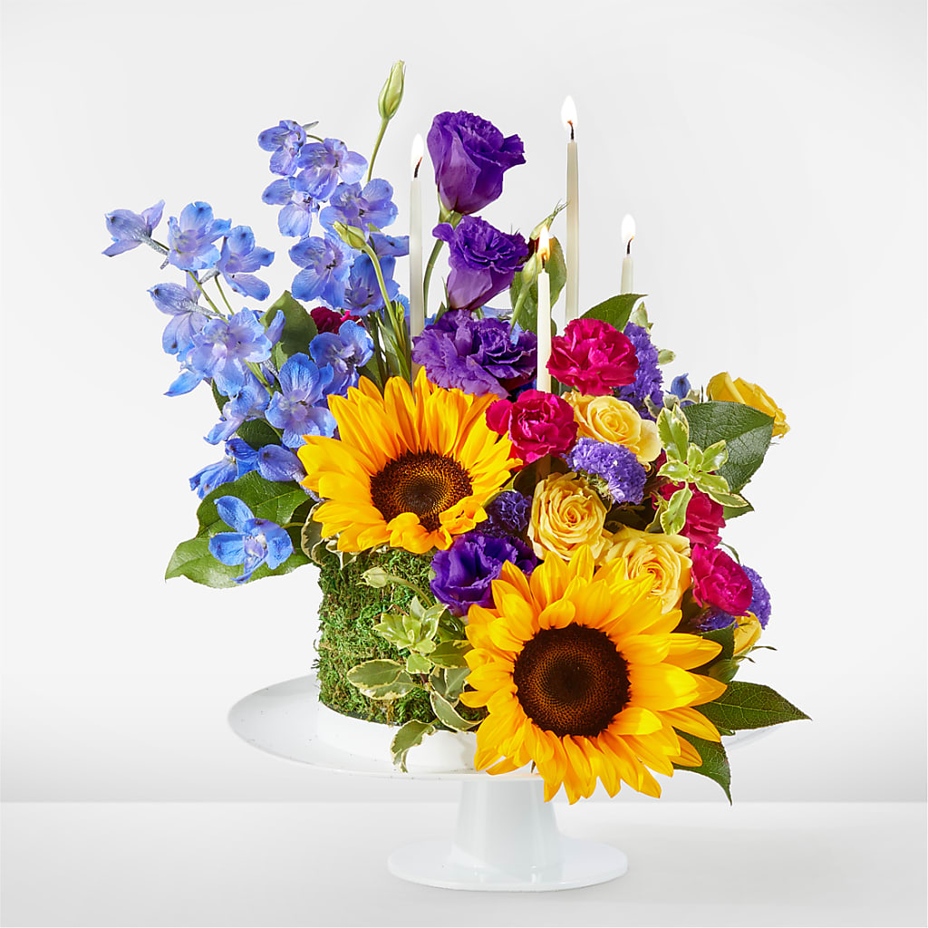 Star of the Day Floral Cake – Nicholasville Florist, Nicholasville KY