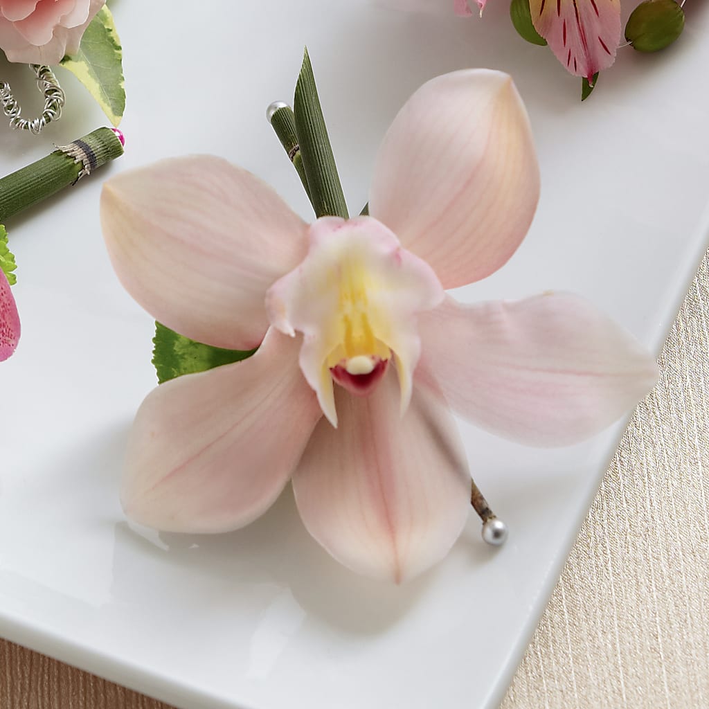 Pink Cymbidium Boutonniere – Nicholasville Florist, Nicholasville KY