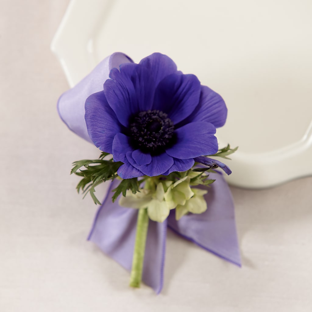 Purple Passion Boutonniere – Nicholasville Florist, Nicholasville KY