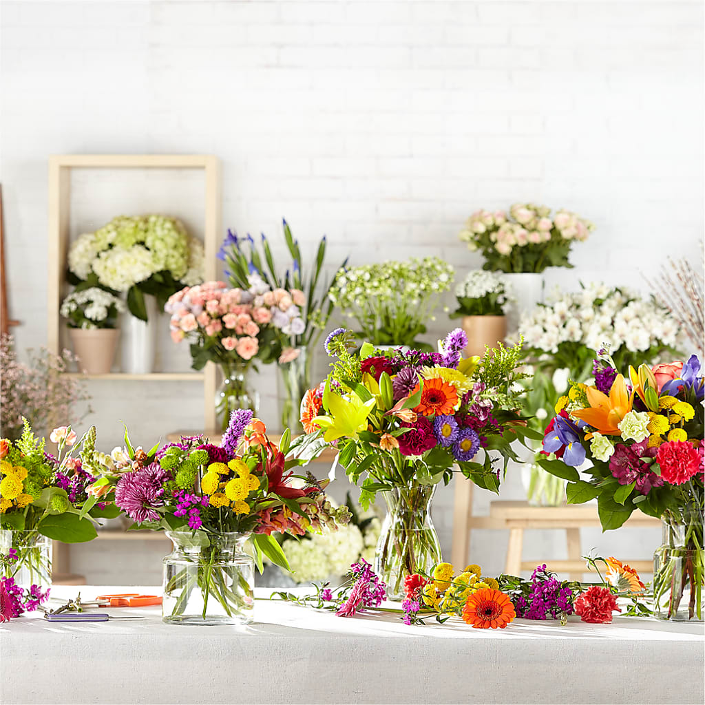 Bold & Bright – A Florist Original –  Nicholasville Florist, Nicholasville KY