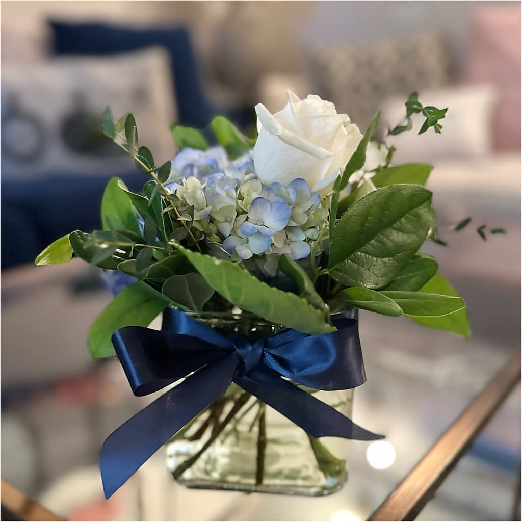 Sky Blue Delight Bouquet –  Nicholasville Florist, Nicholasville KY
