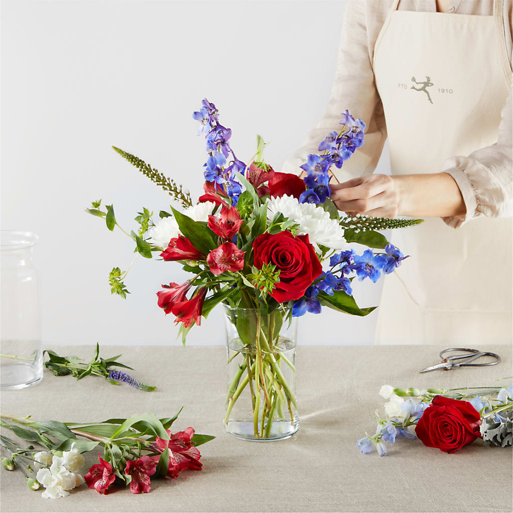 Star Spangled - A Florist Original –  Nicholasville Florist, Nicholasville KY