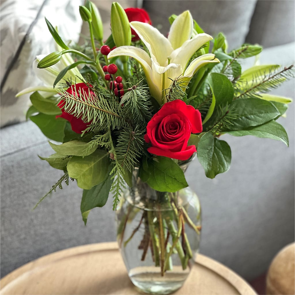 Sparkling Snowflakes Bouquet –  Nicholasville Florist, Nicholasville KY