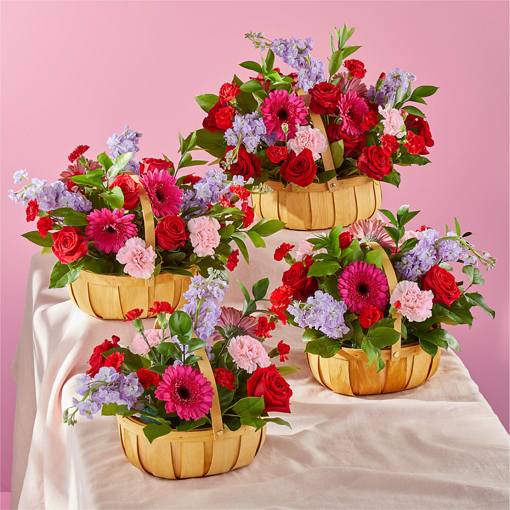 Pink Picnic Basket –  Nicholasville Florist, Nicholasville KY