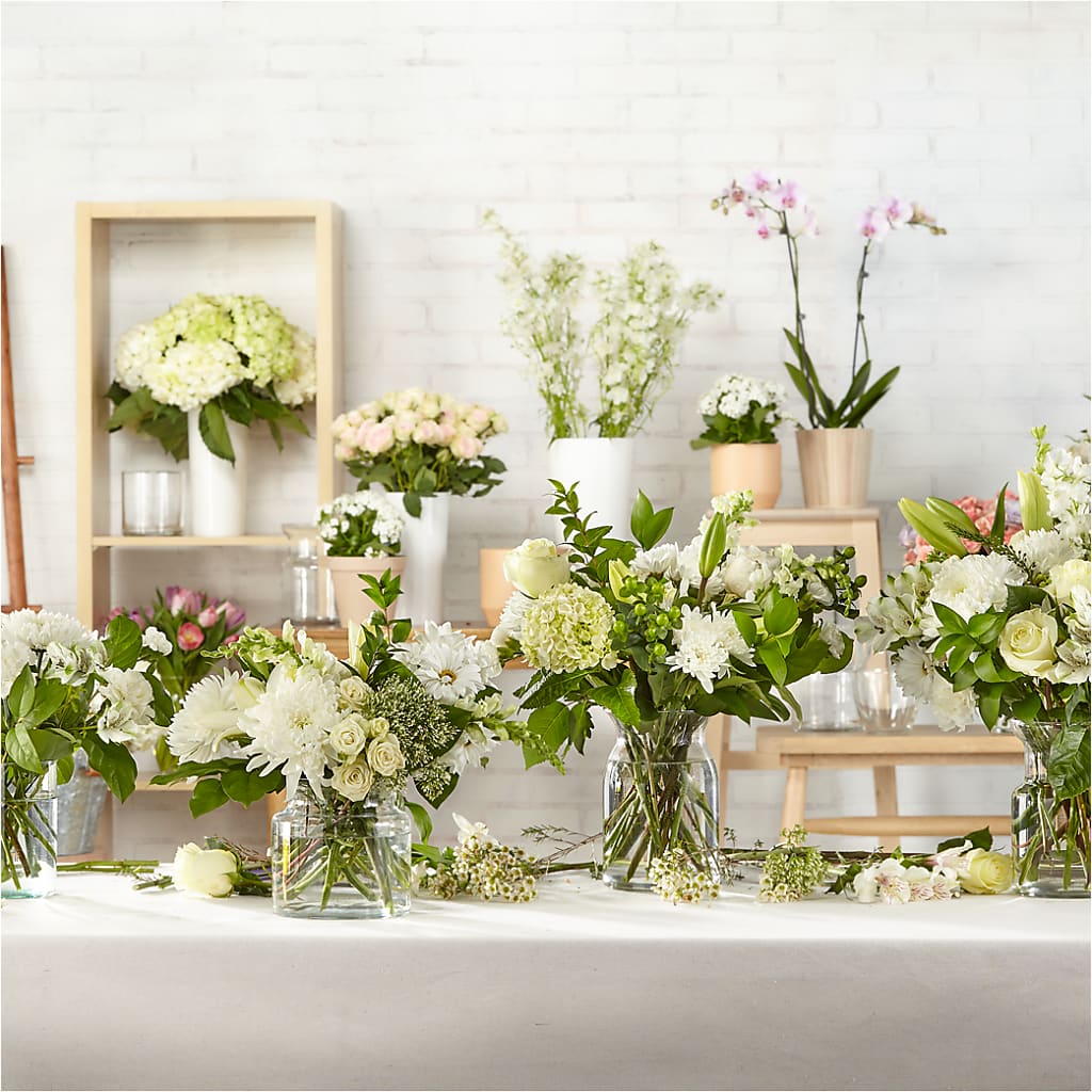 Classic Ivory – A Florist Original –  Nicholasville Florist, Nicholasville KY