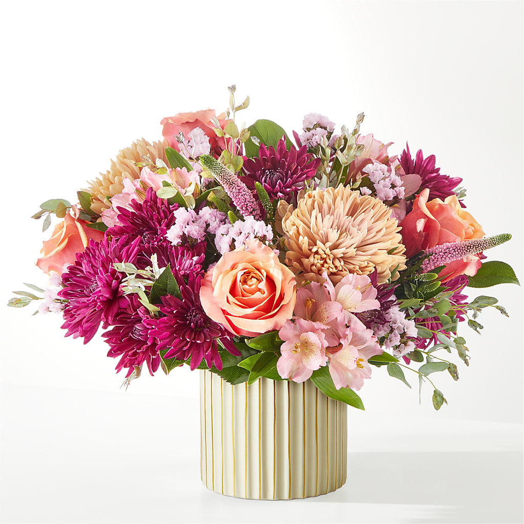 Berry Cobbler Bouquet with Ivory Vase –  Nicholasville Florist, Nicholasville KY
