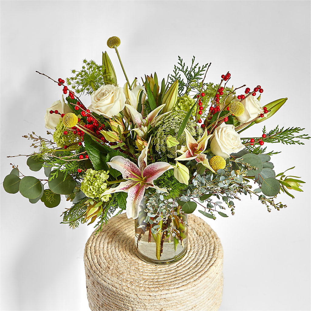 Berry & Bright Bouquet –  Nicholasville Florist, Nicholasville KY