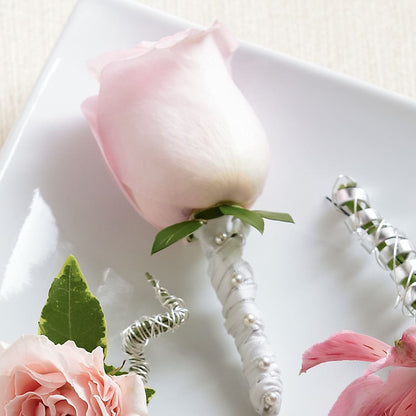 Pink Rose Boutonniere –  Nicholasville Florist, Nicholasville KY