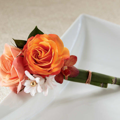 Sunset Dream Boutonniere –  Nicholasville Florist, Nicholasville KY